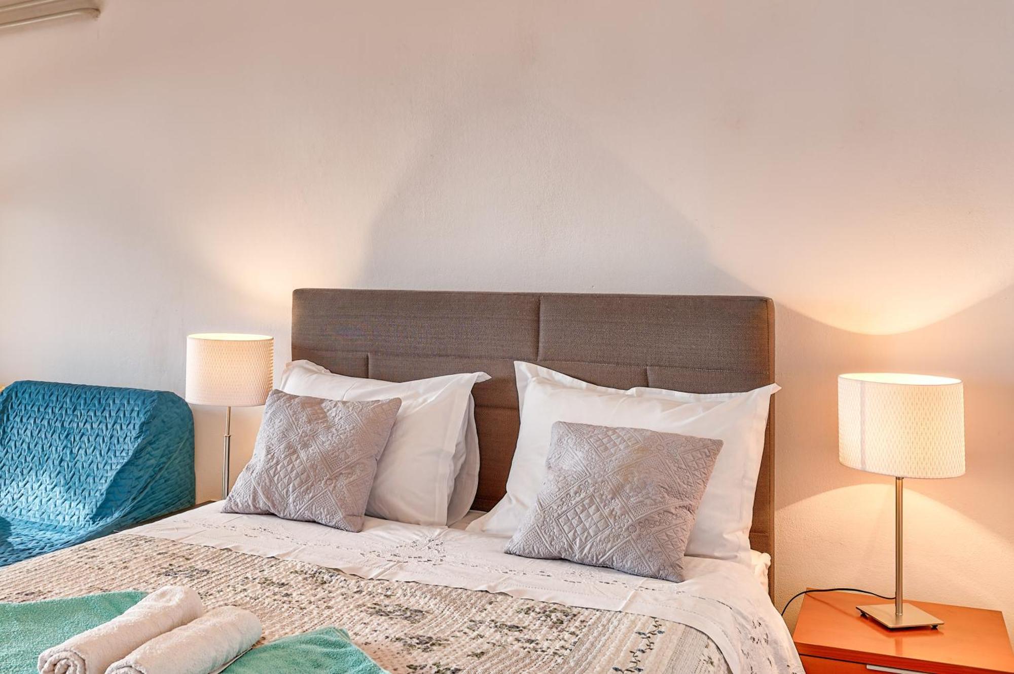 Apartmani Frlan Ii. 卡斯塔 外观 照片